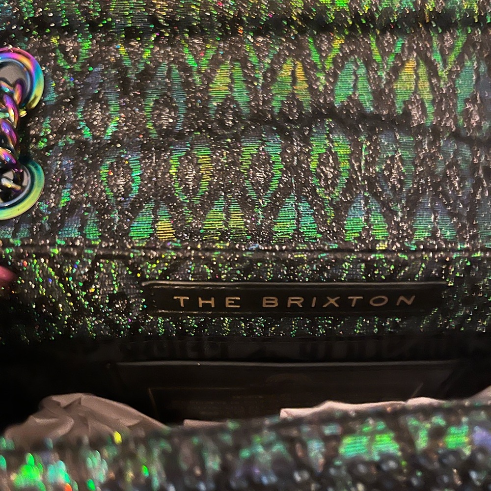 Kurt Geiger Silver Shoulder Bag with Chain Strap - Picture 3 of 8